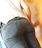 MILF ass in jeans (3)