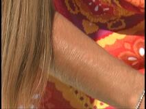 Hairy_Arms_Lori_Anderson (10/21)