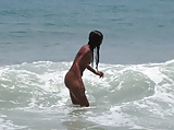 Nudists_at_the_Beach_4 (30/31)