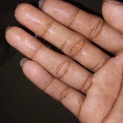 Sri lankan girl wet fingers (5)