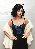 Katy Perry Showing Cleavage For Our Wanking Needs (5)