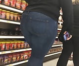 BBW PAWG IN JEANS (2)