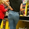 Sexy Mature in jeans (44)