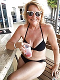 Sexy MATURES and MILFs 71 (29)