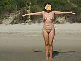 Wife_naked_on_the_beach_2 (1/5)