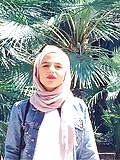 Beautiful_Hijab_Jordanian__Girl_small_sexy_suckable_toes (2/29)