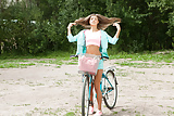 Melena_A_ride_with_a_bike (1/12)