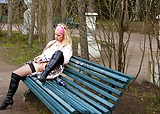 Park_Bench_Pussy_002 (2/7)