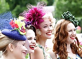 Royal_Ascot_Ladies_Day_ a_footballer s_wives_free_zone  (5/27)