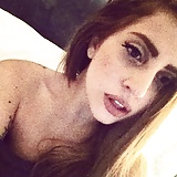 Gaga_pics_with_without_makeup (20/25)