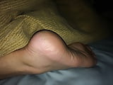 Latina_Wife_feet_and_soles_possing (6/11)