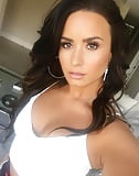 Demi_Lovato (22/40)