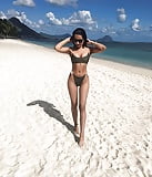 Stunning_UK_Indian_Nikki_Bikini_Legs_Show_Sexy_Teen (48/68)