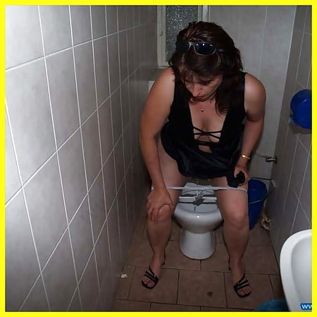 germany_pissing (3/5)