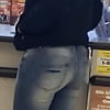 She_caught_me_taking_pics_of_her_nice_ass_in_jeans (2/6)
