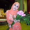 Paki_Hijabi_slut_at_wedding (2/5)