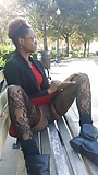 Black_woman_flashes_ass_and_pussy_in_the_park (1/9)