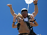 Skydiving_and_flashing_tits (5/5)
