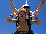 Skydiving_and_flashing_tits (1/5)