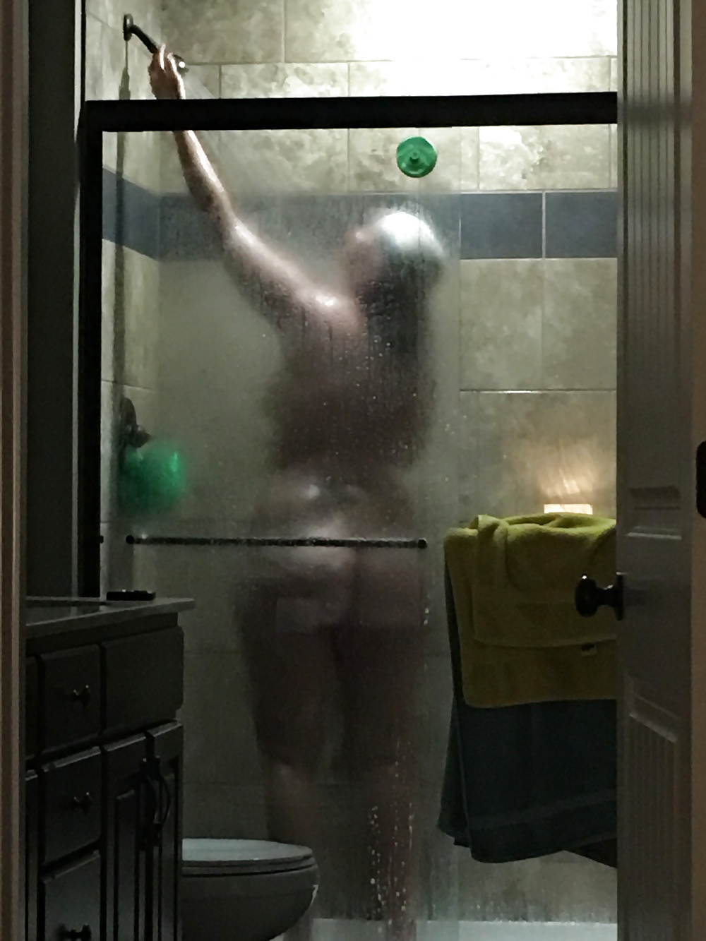 She Showers (6/52)