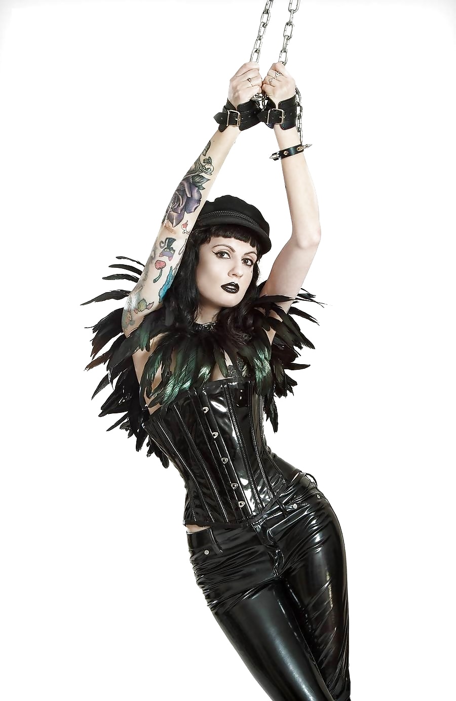 Sexy goth model Debz - Photo #11.