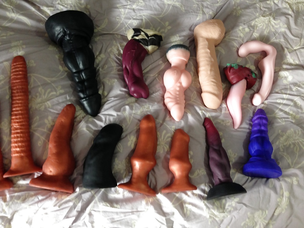 New squarepeg toys added to my monster dildo collection (6/11)