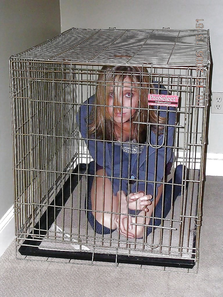 Bdsm kitten cage - 🧡 CAGE WITH CUFFS - BDSMarchitecture.