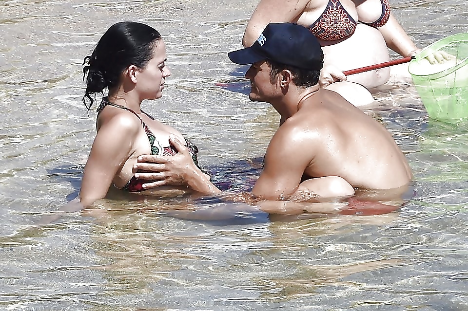 Katy Perry Groped By Big Dick BF Orlando Bloom (7/10)