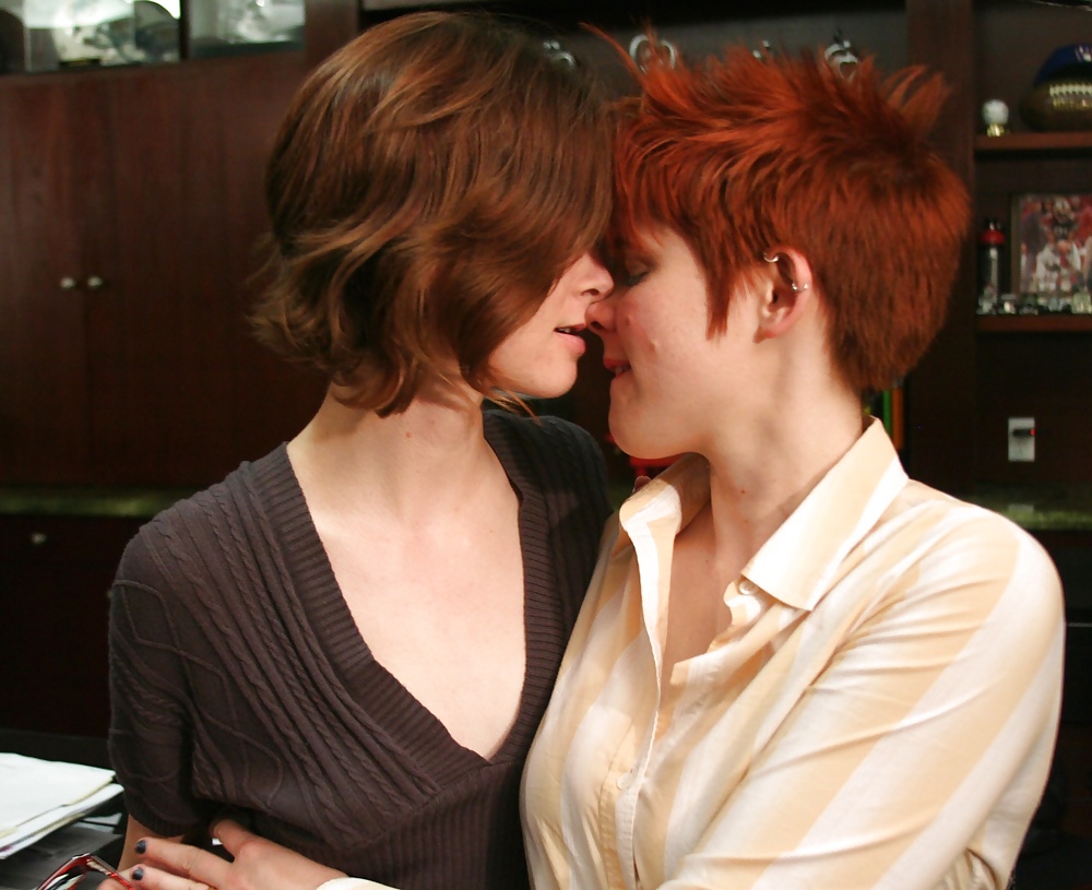 Lily Cade & Jay Taylor - Lesbian - Photo #5.