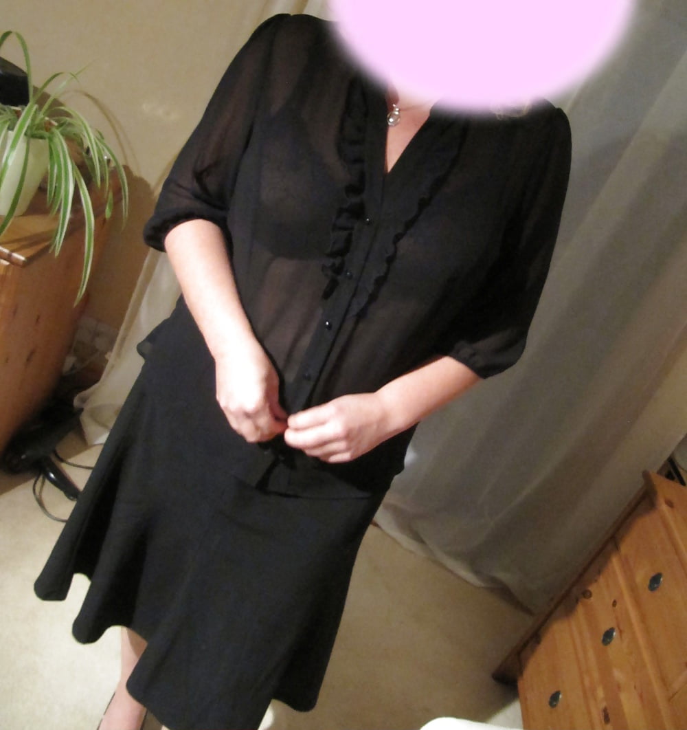 Wife Dressed and Undressed 2 (3/14)