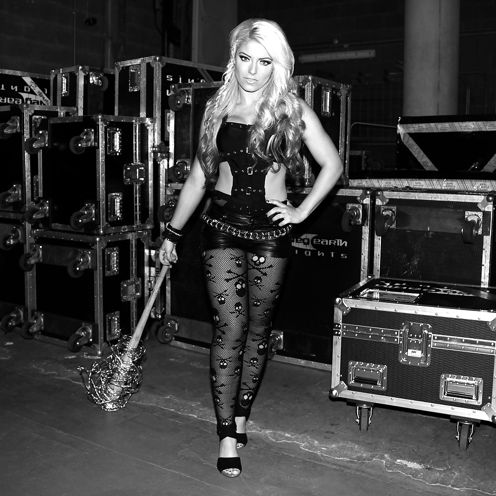 Alexa Bliss SEXY Photoshoot (WWE) (2/11) .