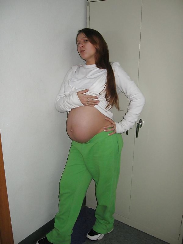 Young Pregnant Teens 5 (14/17)