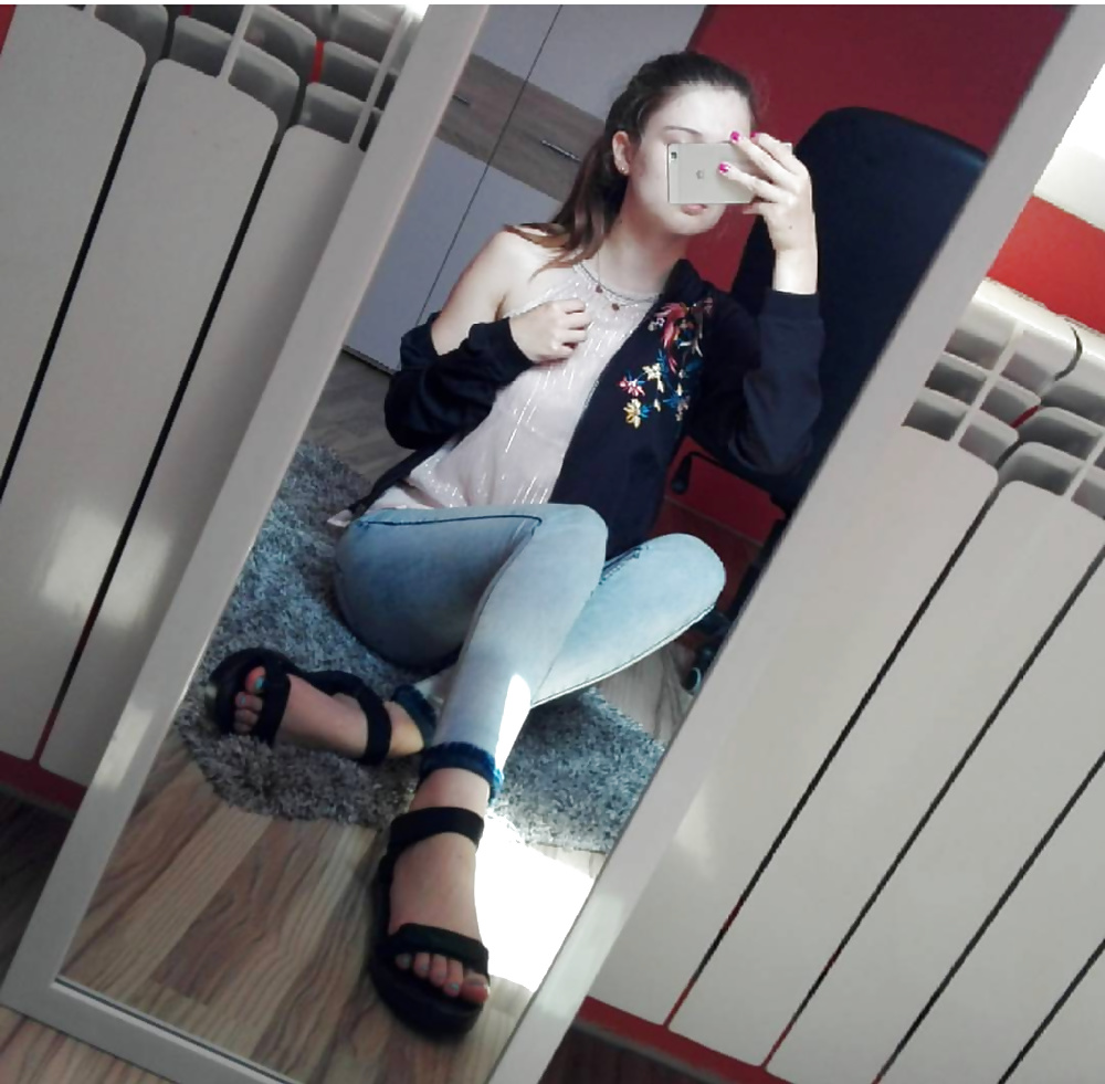 Selfie teens cute feet & soles (5/5)