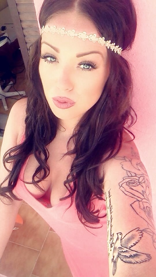Sexy Abi Tits and Tattoos  (22/64)