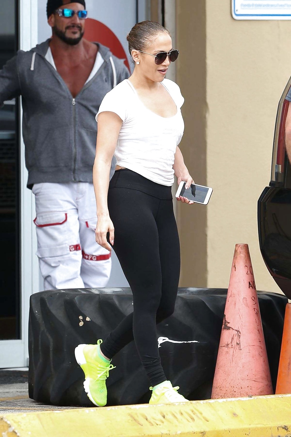 Jennifer Lopez J Lo Huge Ass In Leggings 4 (HQ)  (9/52)