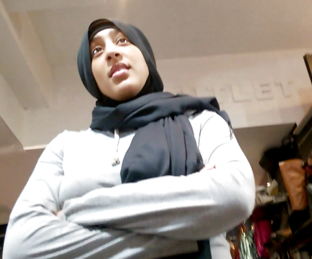 beurette hijabitch voyeur 7  (2/4)