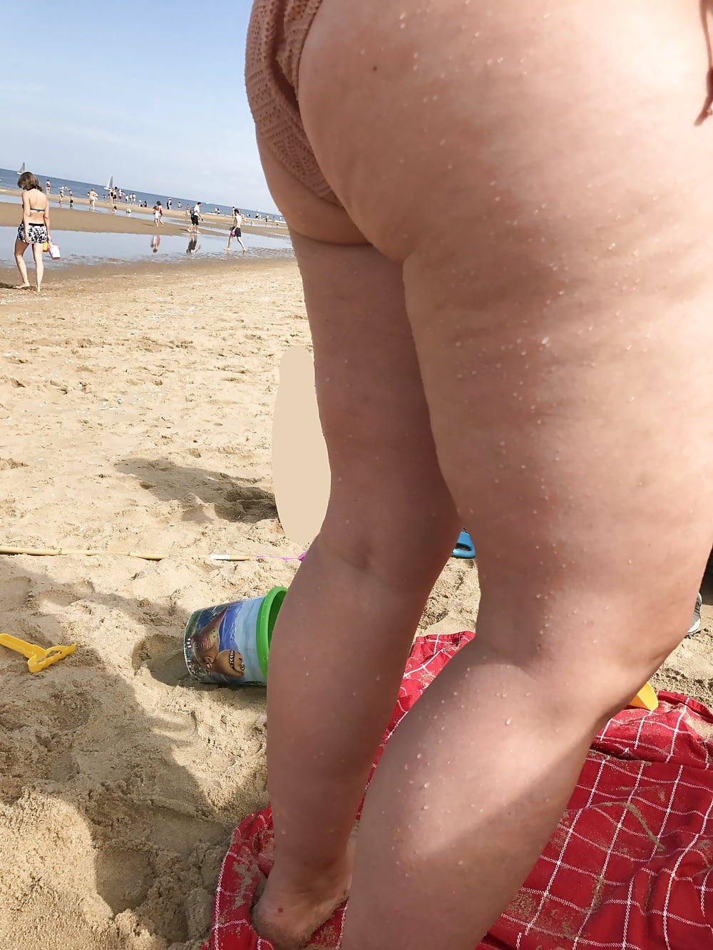 My wife: Butt & Boobs on the Beach 3 (secret photos)  (6/18)
