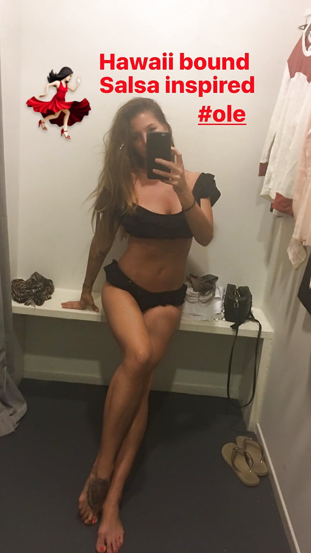 Charisma Carpenter (IG) dressing room selfie 8-30-17 (1/1)