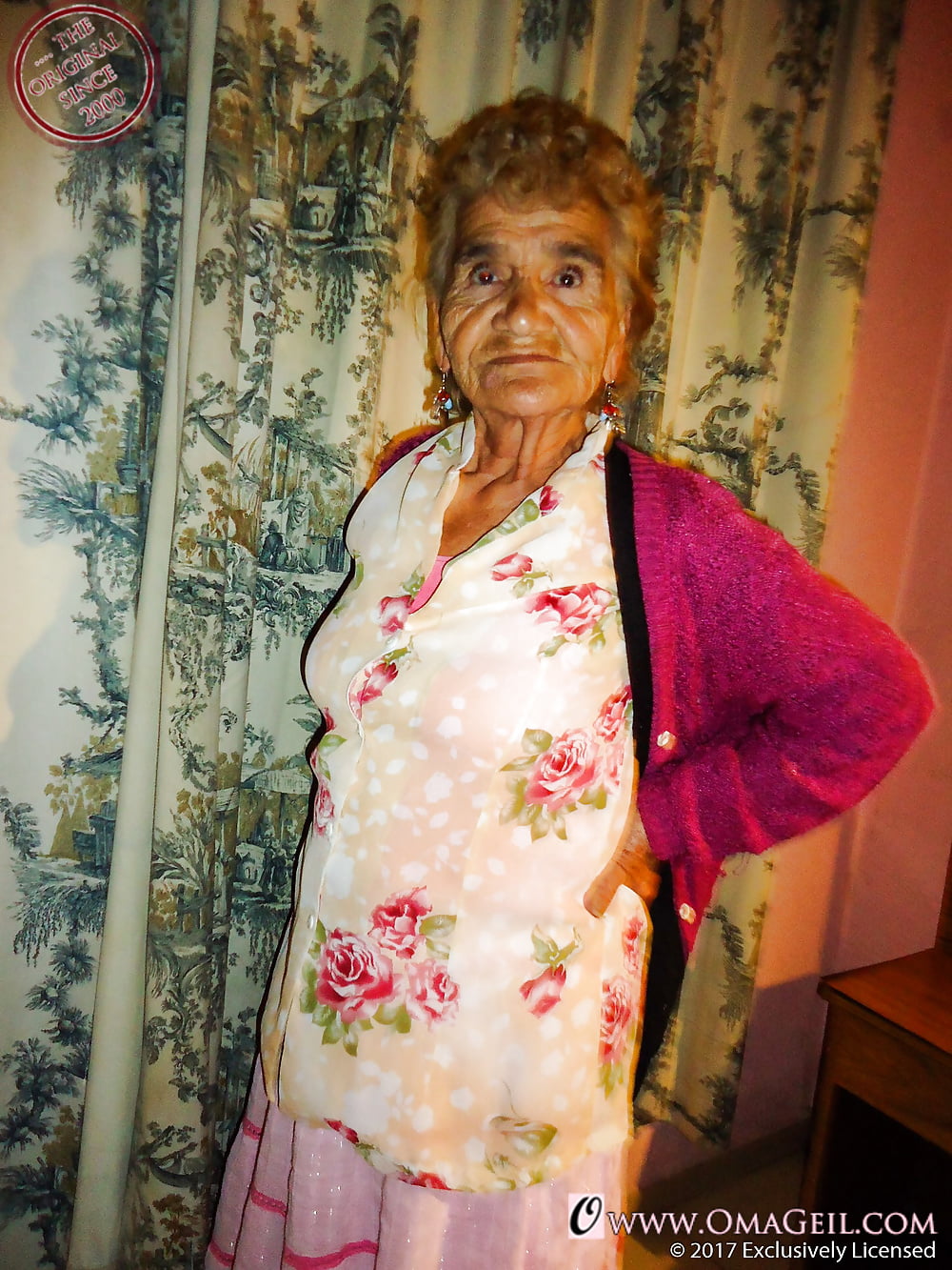 mexican granny - Photo #53.