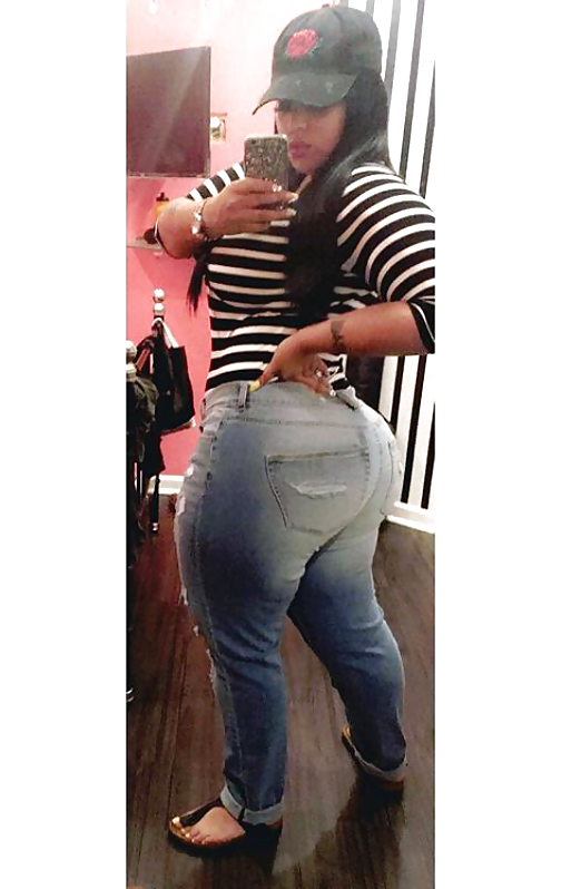 Black Asses in Jeans (24/92)