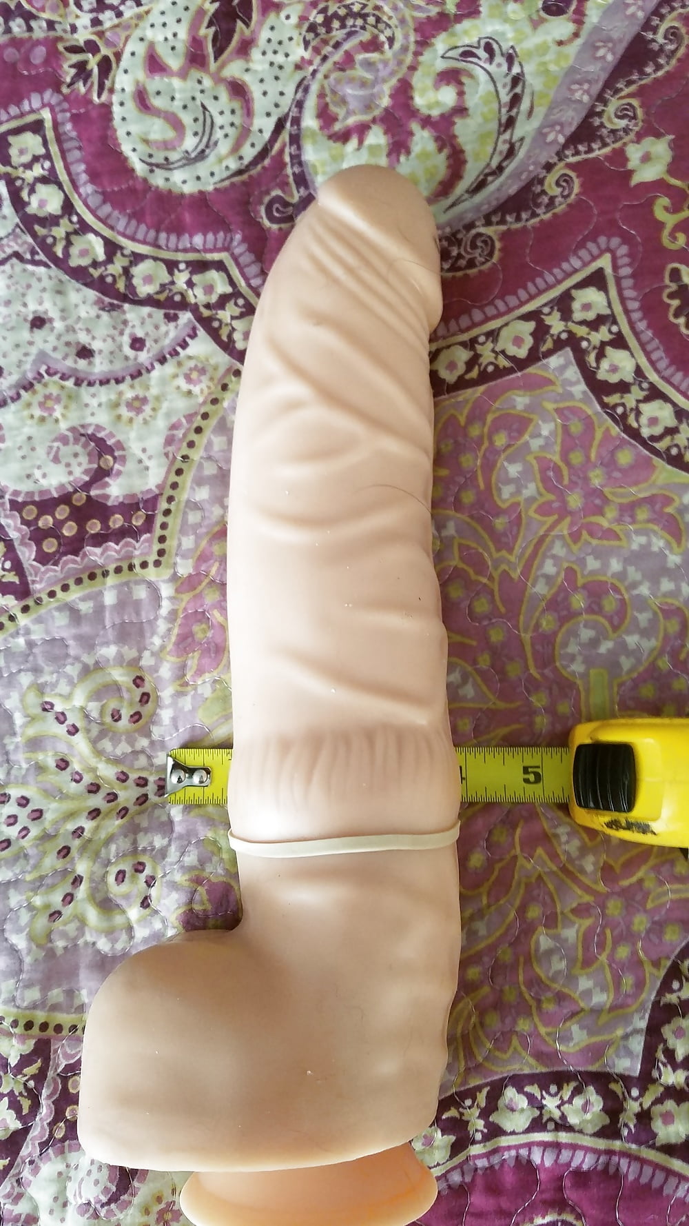 Shy wife spreading wide for big toys (18/49)