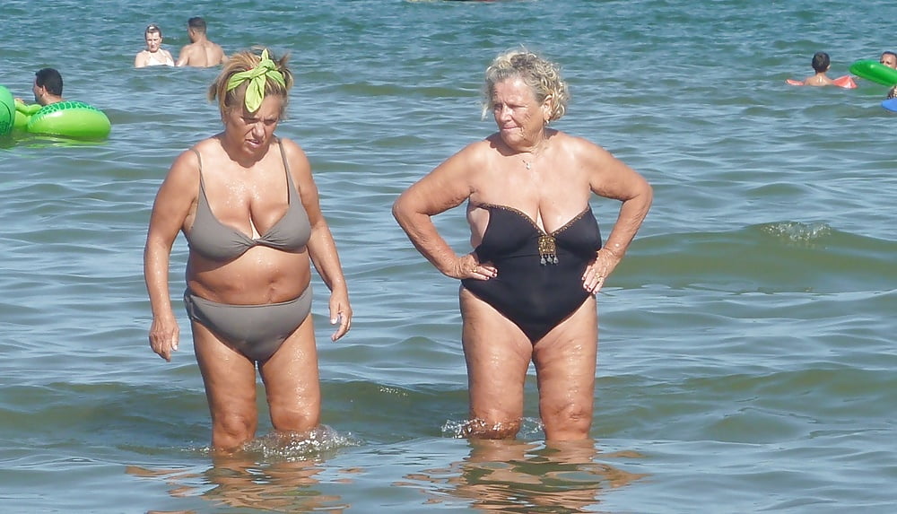 Mature Ladies in Swimwear pt 3 - Photo #29.