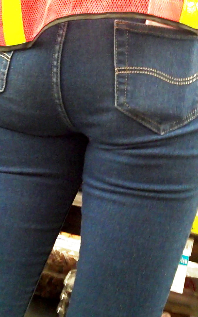 Shopping cart teen butt tight ass blue jeans (7/54)