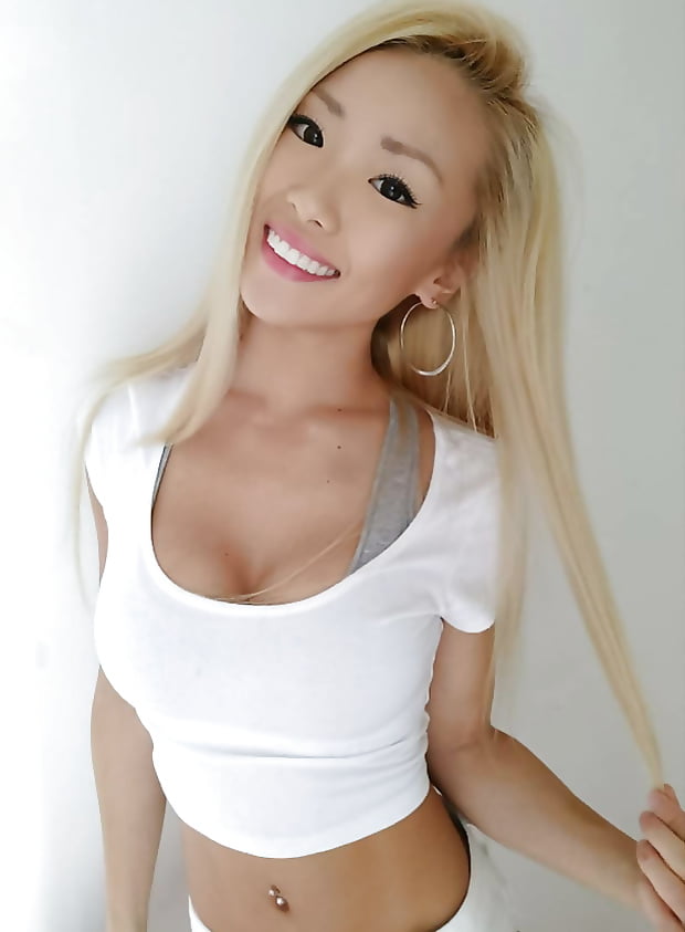 Blonde Asians - Photo #7.
