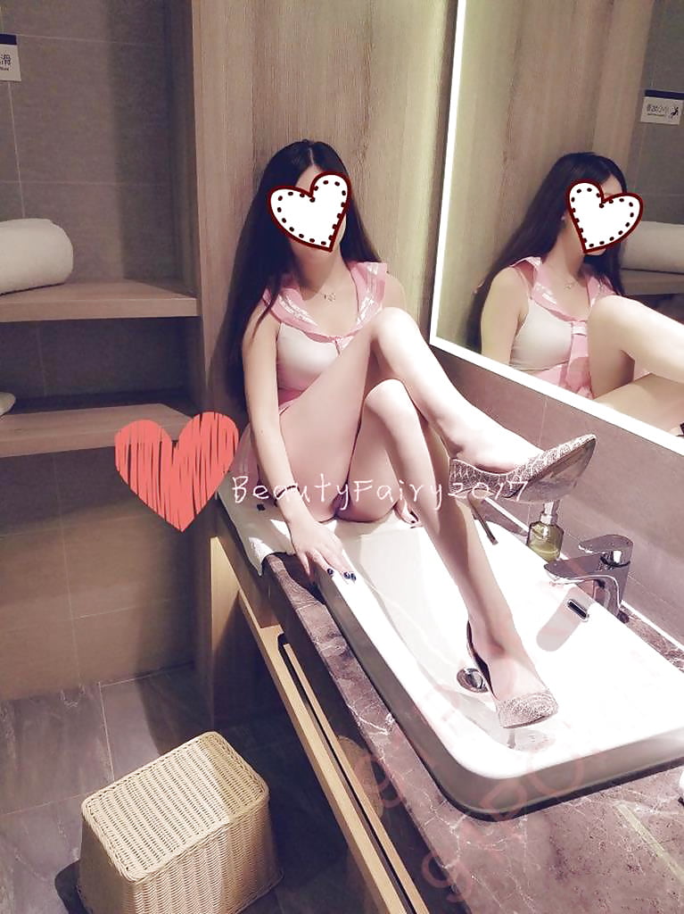 Sexy chinese slut (20/32)