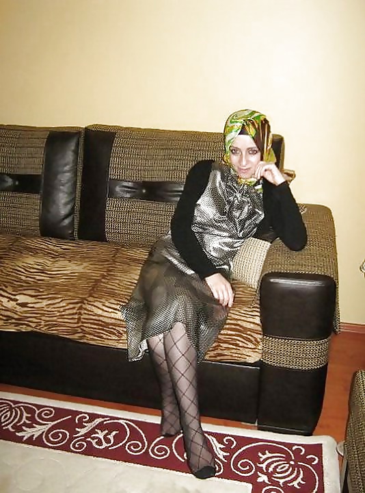 Turkish Hijab Teen Candid  (17/27)