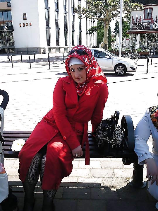 Turkish_Hijab_Teen_Candid (14/27)