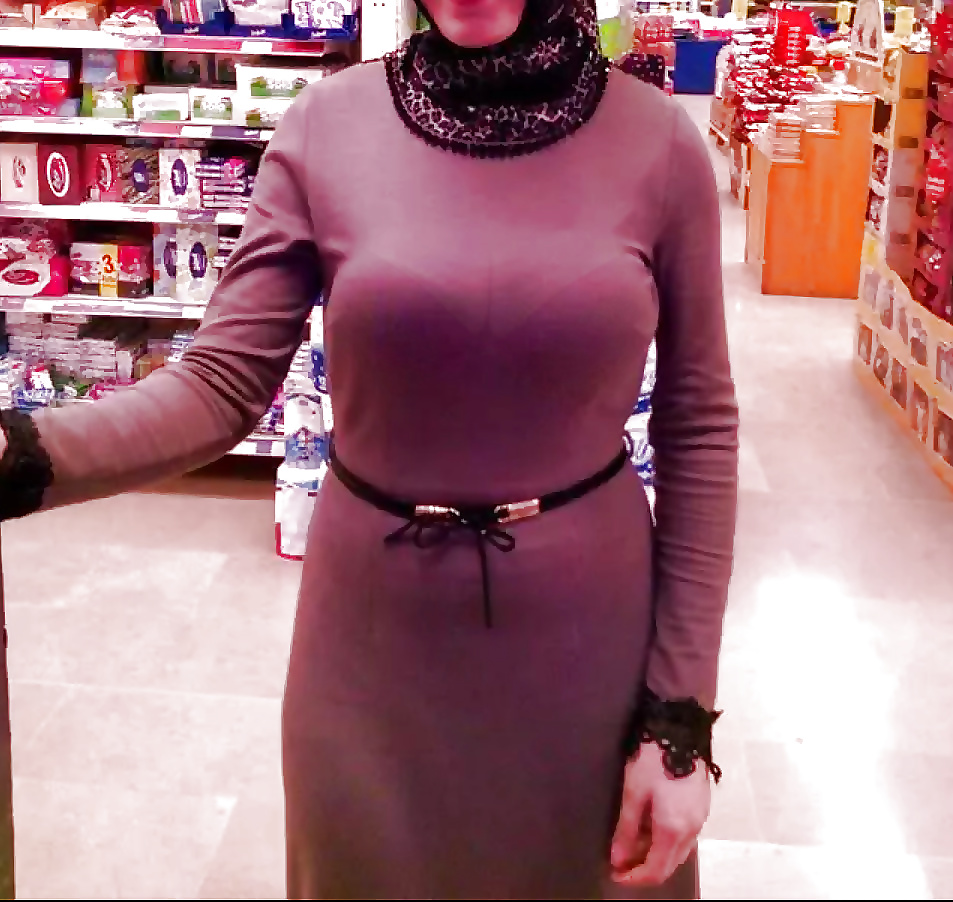 Turkish Hijab Teen Candid  (11/27)
