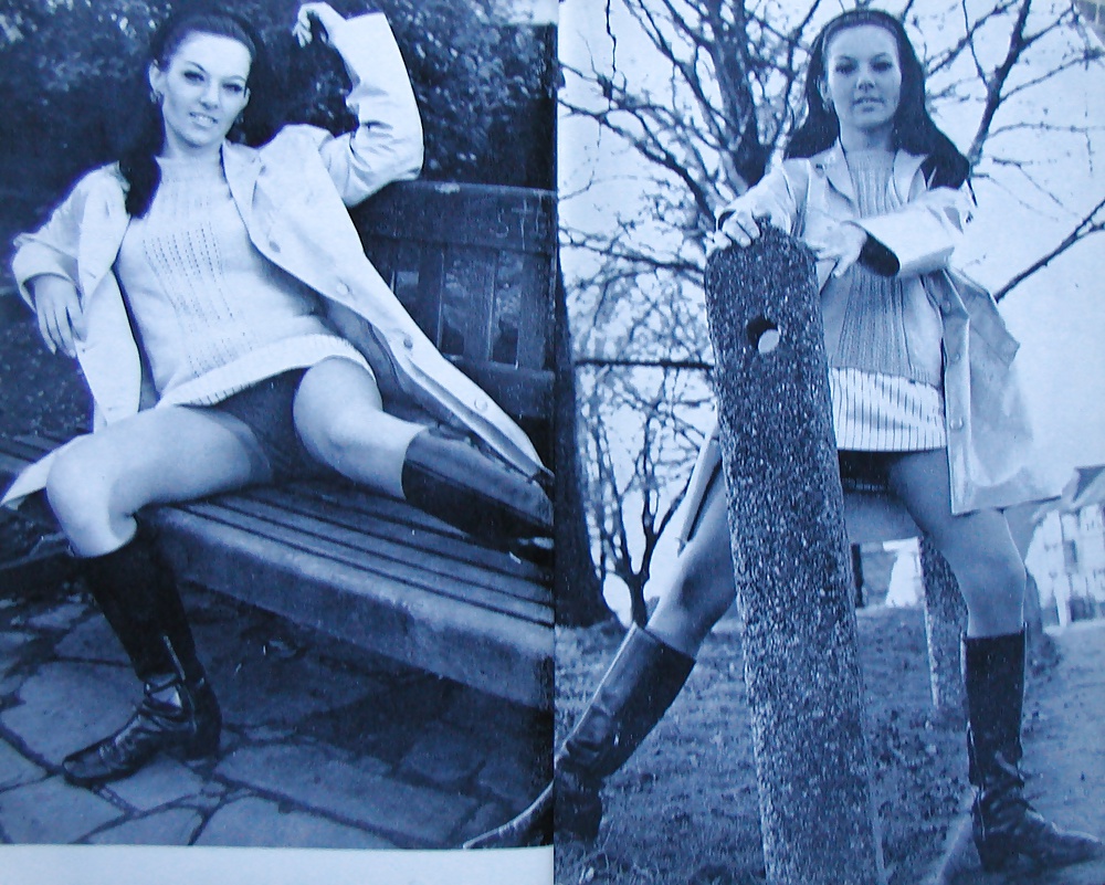 Vintage Upskirt Panties, Boots & Stockings Photos (20/23) .