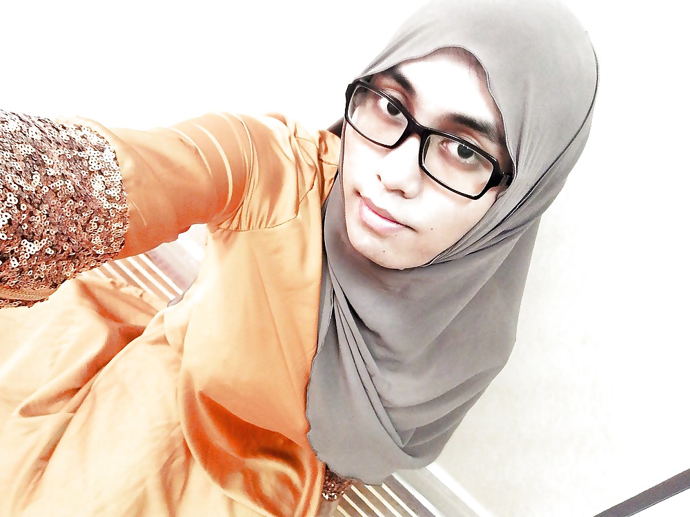 Malay_Hijab_Gurl (16/19)